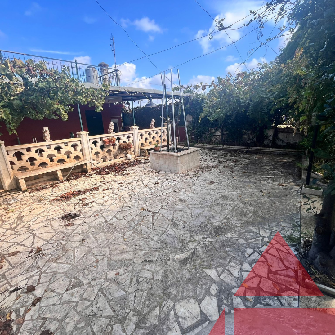 opificio capannone artigianale via conversano a rutigliano bari