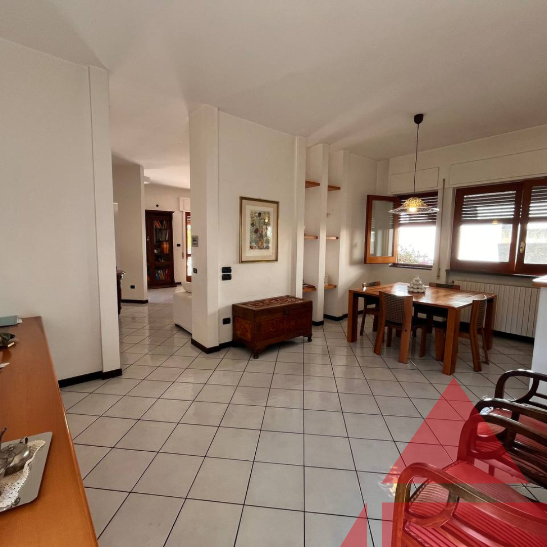 opificio capannone artigianale via conversano a rutigliano bari