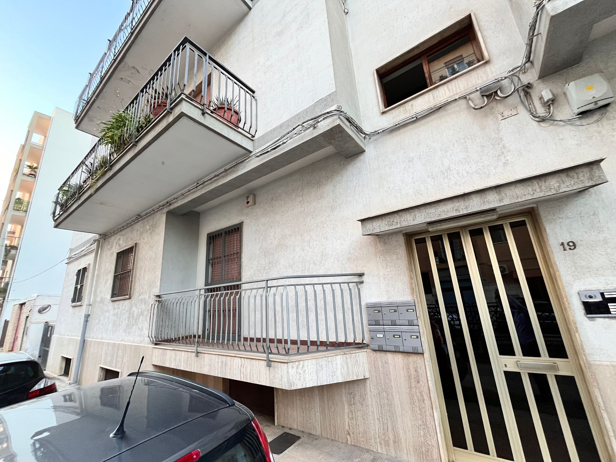 opificio capannone artigianale via conversano a rutigliano bari