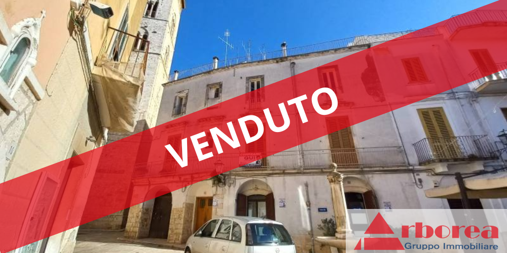 Intero stabile nel centro storico di Rutigliano